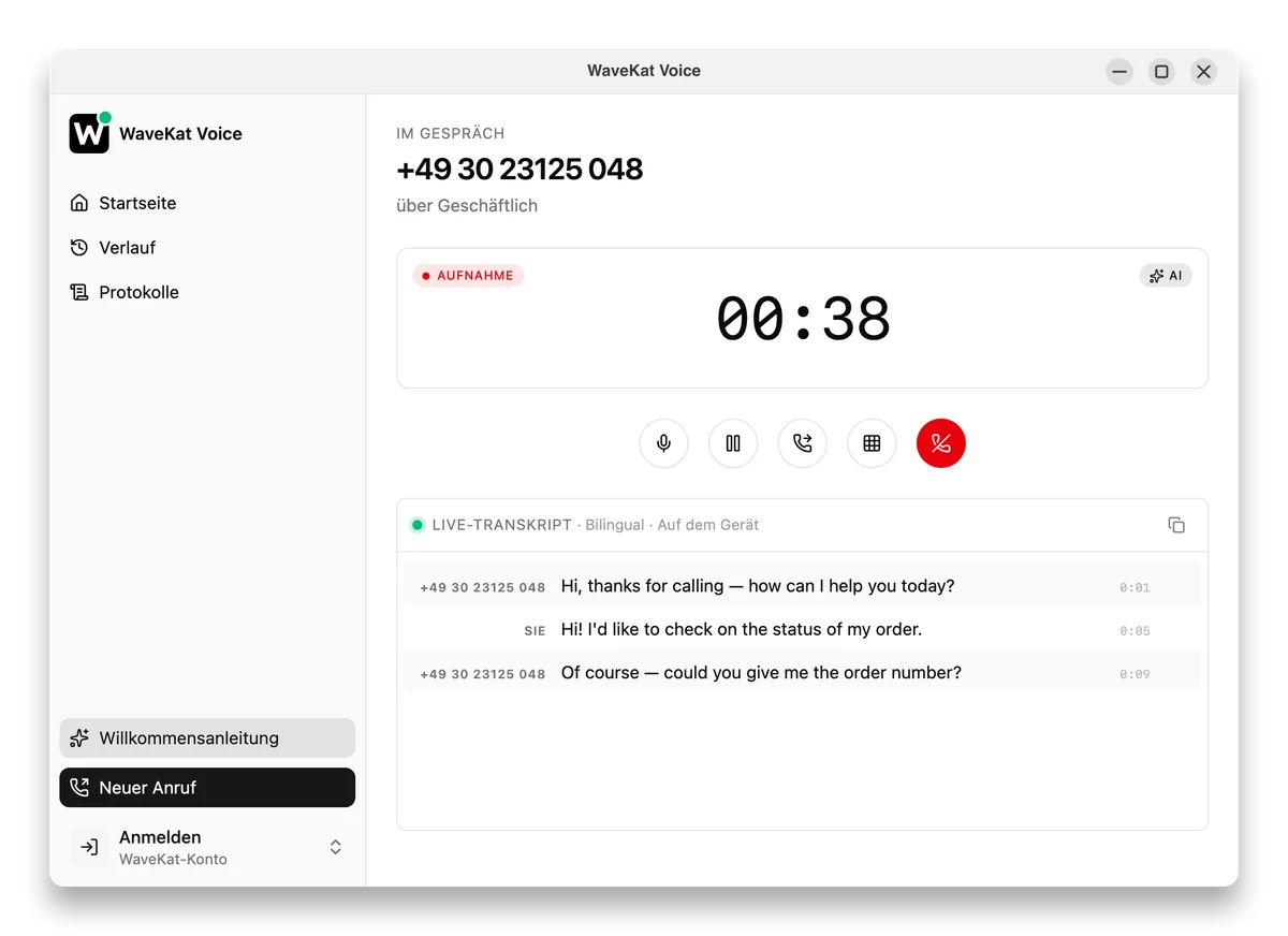 WaveKat Voice unter Ubuntu — ein vom Assistenten initiierter Anruf, laufend, mit Live-Transkript daneben.
